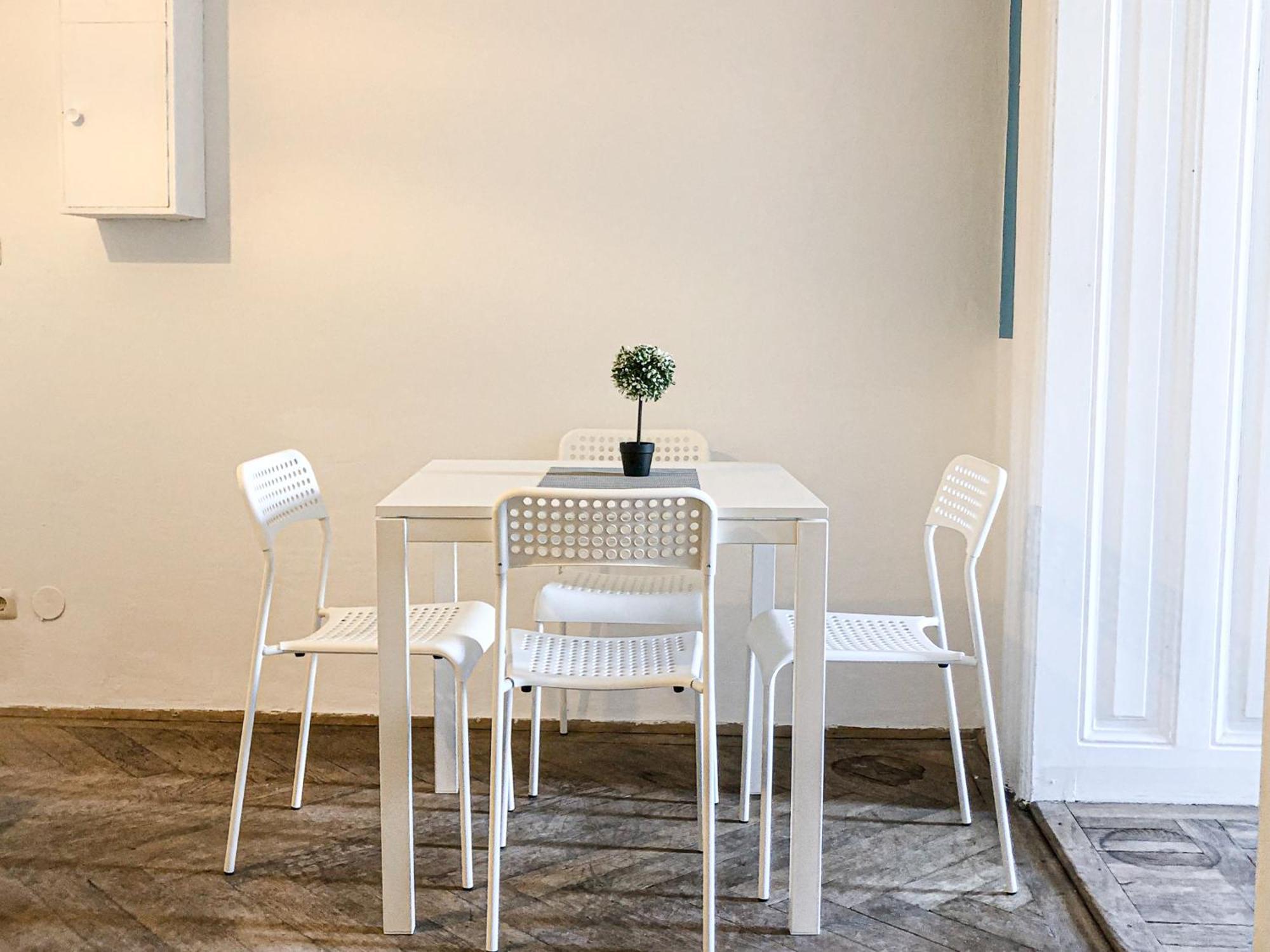 Prime Location Chic Apt, Near Akh Hospital * Vienna